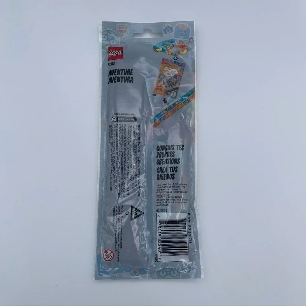 New Sealed LEGO Disney Cinderella Castle 30554 and Retred DOTS Bracelets 41918